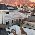 Vog Villa Tirana